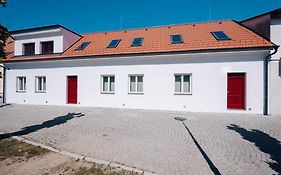 Apartmán U Zámku - Apartment by the Castle